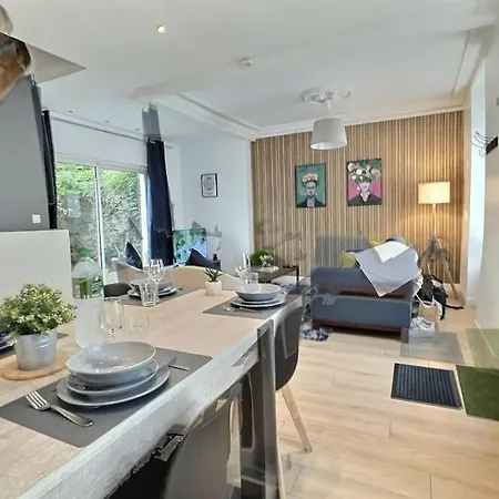 Confort Et Convivialite Au Rendez-vous, Centre Angers-musset Анже